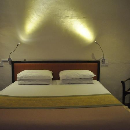 Red Inn Court George Town Dış mekan fotoğraf