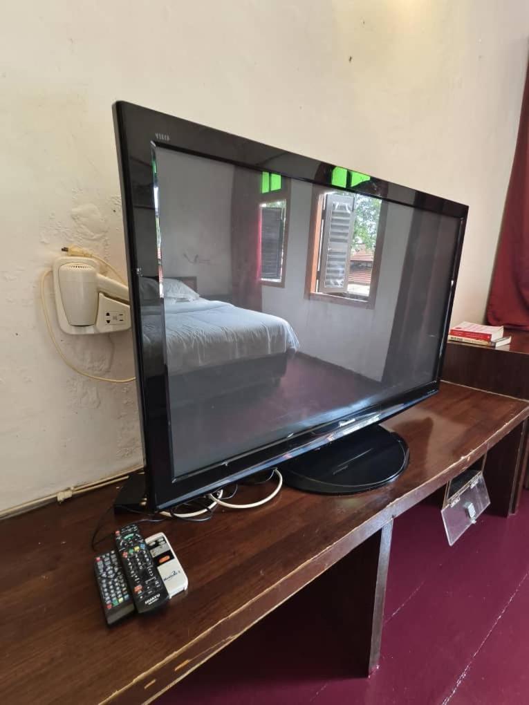 Red Inn Court George Town Dış mekan fotoğraf